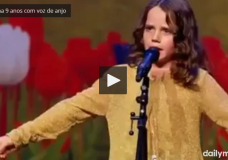 Menina de 9 anos canta com voz de Anjo